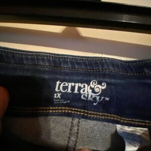 Terra& Sky straight leg jeans